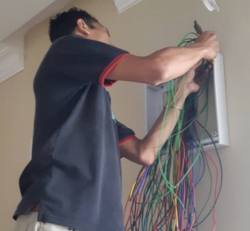 Wiring db box rumah di Setapak