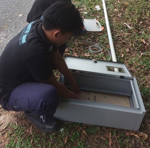 Pemasangan panel meter TNB bekalan sementara