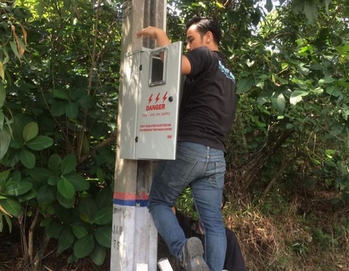 Pemasangan meter TNB sementara untuk tapak projek