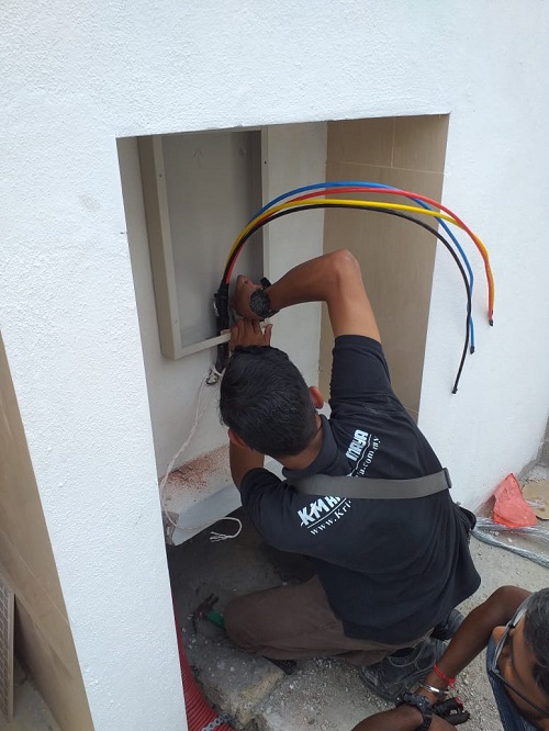 Pindah kedudukan panel meter TNB